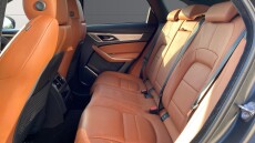 Jaguar F-Pace 2.0 P400e R-Dynamic SE 5dr Auto AWD Estate